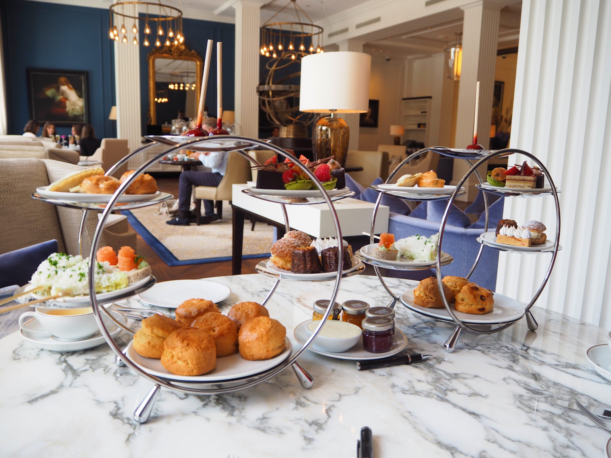 Verbazingwekkend Afternoon Tea at The Waldorf Astoria Amsterdam - Review CS-65