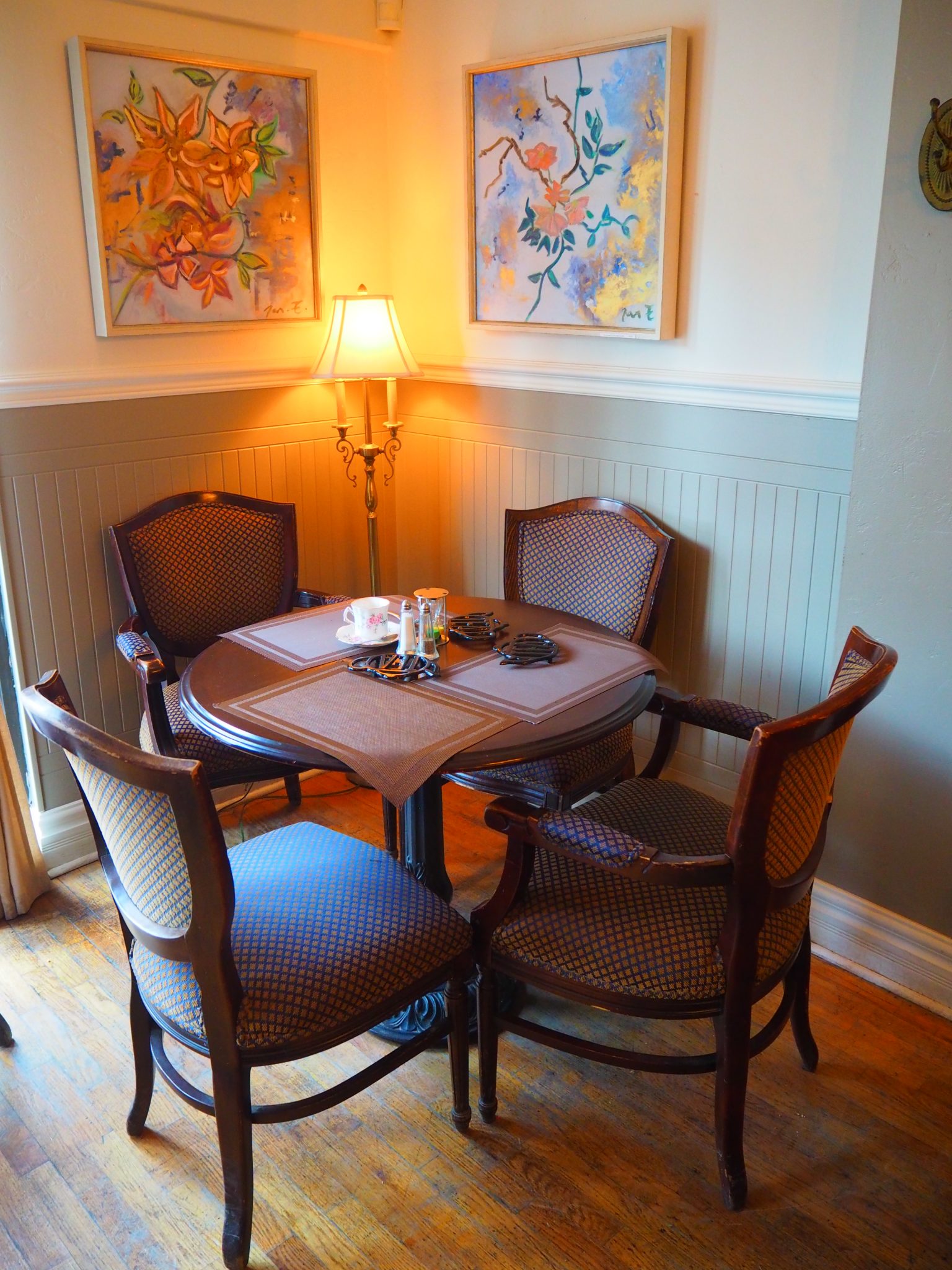 Afternoon Tea / High Tea at Le Parloir Tea Room, Montréal Review